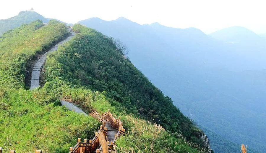 皇冠登一登二登三区别_旅游日记 之三 （登太阳山游记）